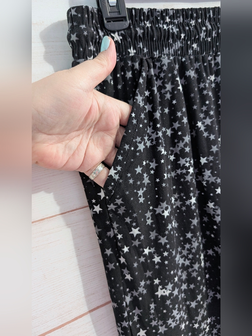 Guc Black Star ⭐ ⭐ ⭐ Print Elastic Waist Jogger Leggings 😲 Pants Size 1X - Picture 4 of 8